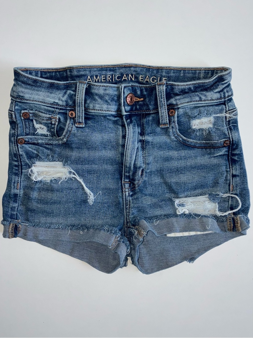 AE - Hi-Rise Distressed Shortie
